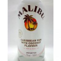 マリブ　ココナッツリキュール 700ml