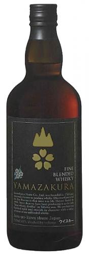 山桜(YAMAZAKURA)　黒ラベル 700ml 【福島県　笹の川酒造】